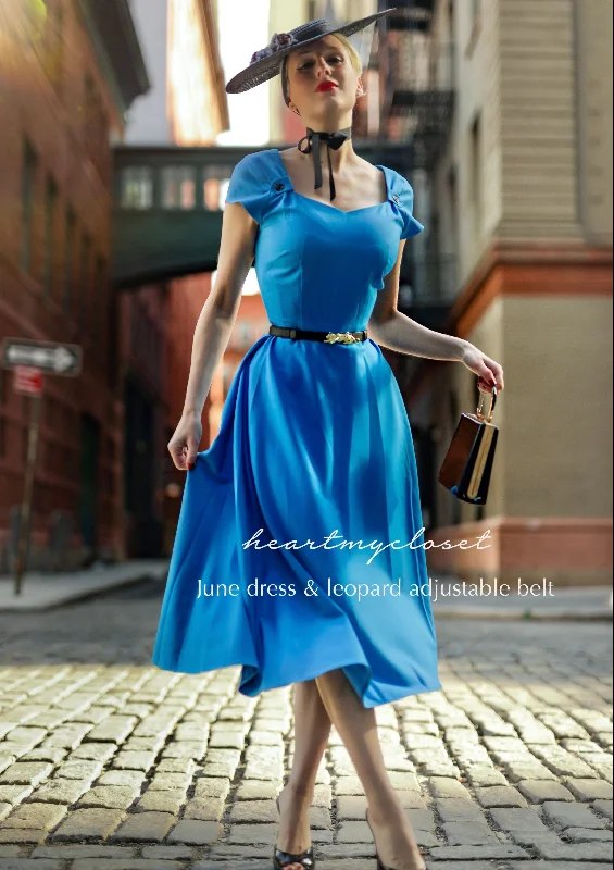 JUNE swing dress with sweetheart neckline