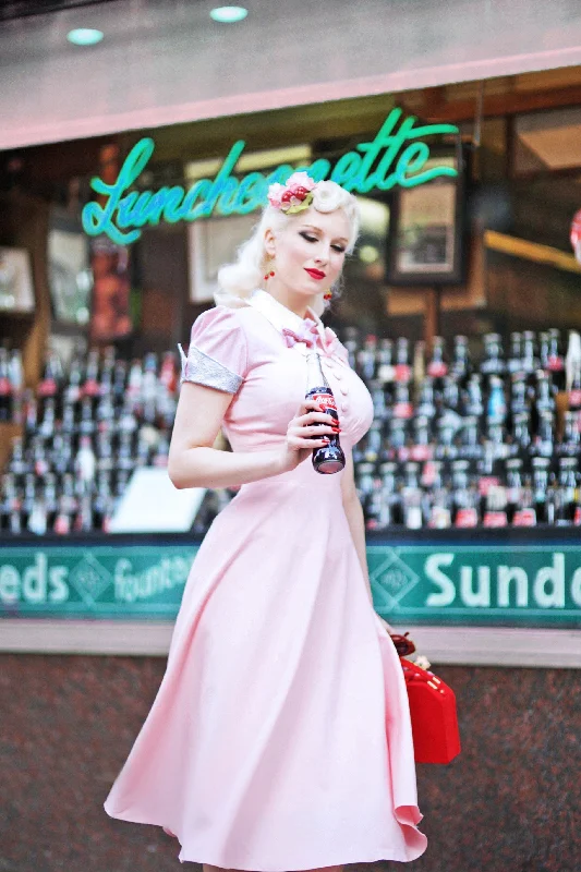 CECIL - pink bow dress with white lace 50s