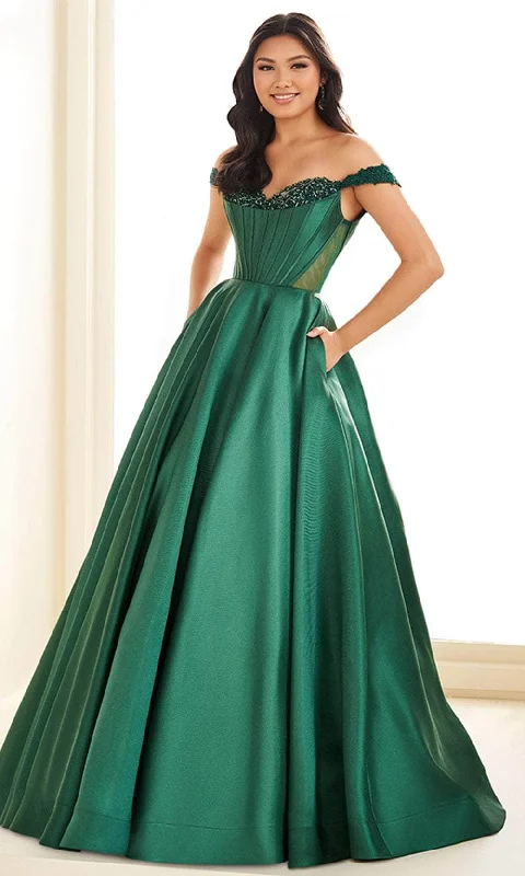 TightsealEllie Wilde EW36100 - Sweetheart V-Back Prom Gown