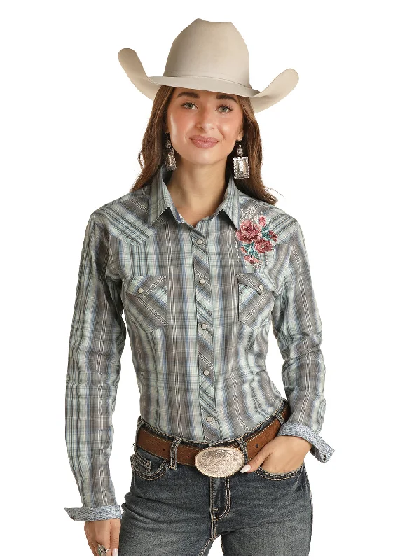 Relaxed Fit ShirtsWomen’s Rough Stock Snap Front Shirt #RWN2S02210