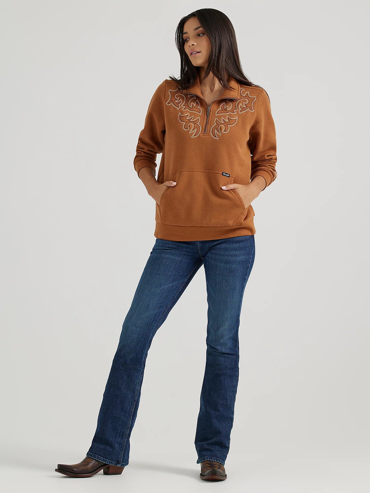 Wool Blend SweatshirtsWrangler Retro Women's Western Stitch Quarter-Zip Sweatshirt in Brown